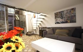 Monti Holiday House